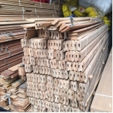 guarnição de madeira em Caieiras